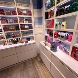 Bath & Body Works