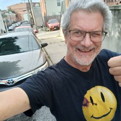 Maven Motors - Siskel + Ebert = SIEBERT, and I give this place a Thumbs Up!