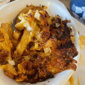 Eli Fish Brewing Company - Loaded Cheese Fries 7/10 - Breweries Near Me - Batavia, New York Eli Fish Brewing Company - Loaded Cheese Fries 7/10 - Breweries Near Me - Batavia, New York