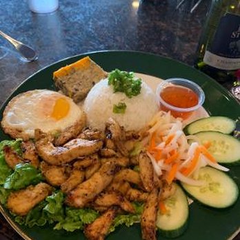 575 Bistro - Grilled chicken com - Seafood Near Me - Kennesaw, Georgia
