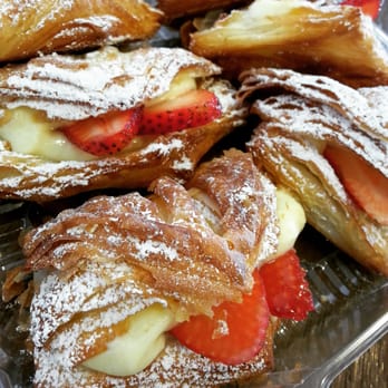 Cream Pan - Strawberry croissants! Delicious! MUST HAVE! - Bakeries Near Me - Tustin, California