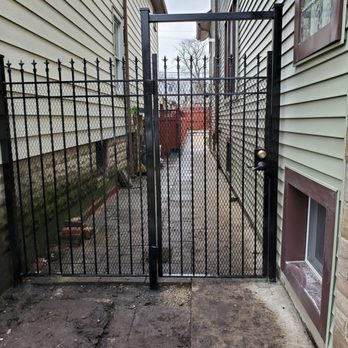 Top Line Fence - Fences & Gates Near Me - Chicago, Illinois Top Line Fence - Fences & Gates Near Me - Chicago, Illinois
