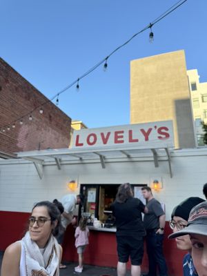 Lovely’s by null