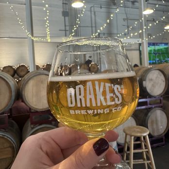 Drake's Barrel House - Breweries Near Me - San Leandro, California Drake's Barrel House - Breweries Near Me - San Leandro, California