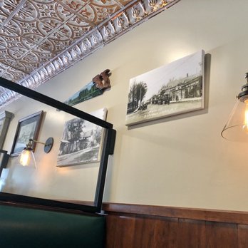 Pitkin's Restaurant - Diners Near Me - Schroon Lake, New York Pitkin's Restaurant - Diners Near Me - Schroon Lake, New York
