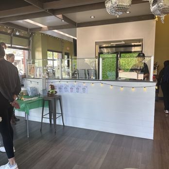 Fresh Monkee South End - Cutsie smoothie bar. - Juice Bars & Smoothies Near Me - Charlotte, North Carolina Fresh Monkee South End - Cutsie smoothie bar. - Juice Bars & Smoothies Near Me - Charlotte, North Carolina