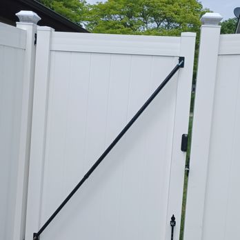 Rock Valley Fence - Fences & Gates Near Me - Loves Park, Illinois Rock Valley Fence - Fences & Gates Near Me - Loves Park, Illinois