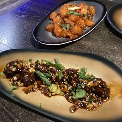 Curries Indian Restaurant & Bar
