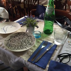 Casinha São João - Traditional ceramic plates and cutlery