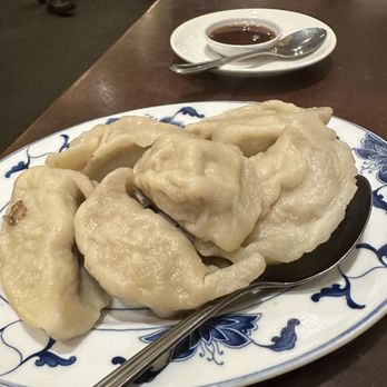 Full Moon Mandarin Cuisine - 6 Piece Steamed Dumpling - Chinese Near Me - Monterey, California
