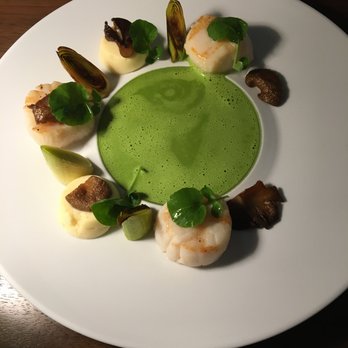 Glass Light - Scallops - New American Near Me - Norfolk, Virginia