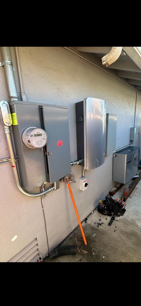 Slide of Builder Construction