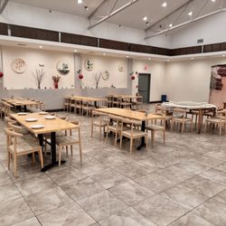 Cubist Circle - Main seating