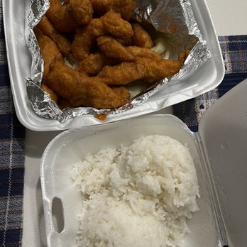 Lucki Thai - Orange Sauce chicken and rice - Thai Near Me - Las Vegas, Nevada