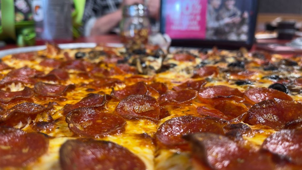 CAPRIGIOS PIZZA 115 Photos & 174 Reviews 620 Dunlop Ln, Clarksville