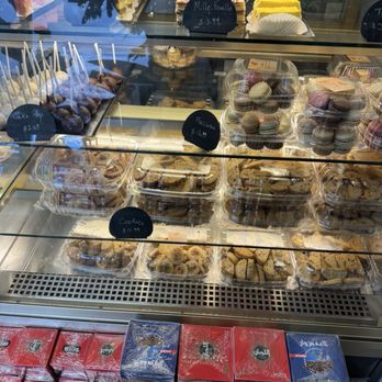 Dar Rafiki’s - Bakeries Near Me - Haverhill, Massachusetts Dar Rafiki’s - Bakeries Near Me - Haverhill, Massachusetts