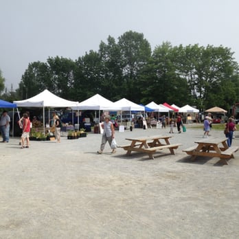 Belfast Farmers Market - a large group of people - Farmers Market Near Me - Belfast, Maine Belfast Farmers Market - a large group of people - Farmers Market Near Me - Belfast, Maine
