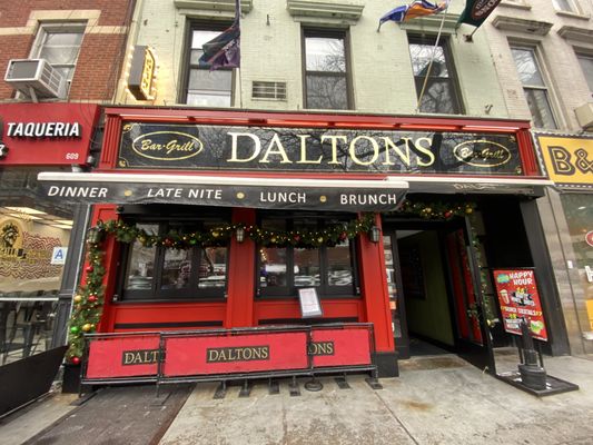 Dalton's Bar & Grill by null