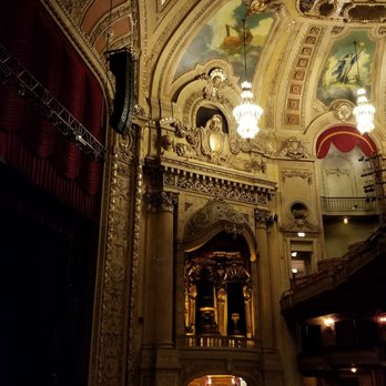 Chicago Theatre - Interior - Performing Arts Near Me - Chicago, Illinois Chicago Theatre - Interior - Performing Arts Near Me - Chicago, Illinois