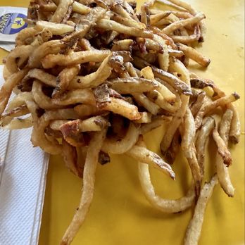 Bates City BBQ - Fries galore! 3 people can share. - Barbeque Near Me - Bates City, Missouri
