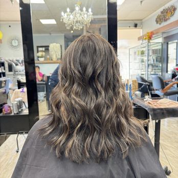 QT Salon - Hair Salons Near Me - Westminster, California