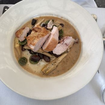 The Frog & The Peach - Pan Roasted Griggstown Chicken - New American Near Me - New Brunswick, New Jersey