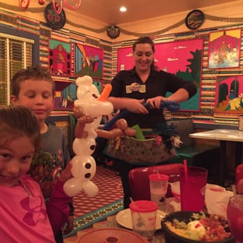 Chuy's - Balloon artists always come by to entertain the kids - Tex-Mex Near Me - Kissimmee, Florida Chuy's - Balloon artists always come by to entertain the kids - Tex-Mex Near Me - Kissimmee, Florida