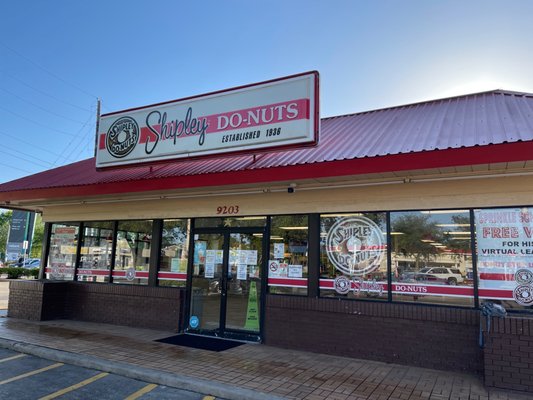 Shipley Do-Nuts by null