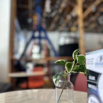 Breakaway Brewing - Stylish - Gastropubs Near Me - San Antonio, Texas