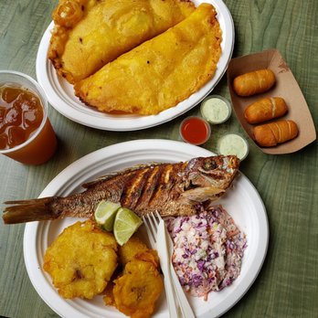 Parguito Gourmet - two plates of food on a table - Venezuelan Near Me - Hollywood, Florida Parguito Gourmet - two plates of food on a table - Venezuelan Near Me - Hollywood, Florida