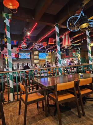 Carlos 'n Charlie's Restaurant by null