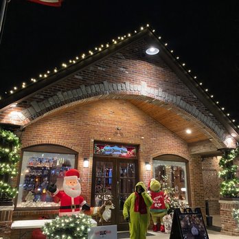 Public School House - Toasted Chestnut Entrance - Venues & Event Spaces Near Me - Cottleville, Missouri