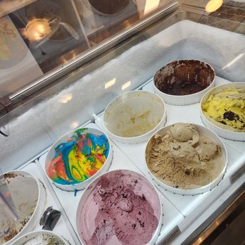 Kilwins Ice Cream - Chocolate - Fudge - Chocolatiers & Shops Near Me - Indianapolis, Indiana Kilwins Ice Cream - Chocolate - Fudge - Chocolatiers & Shops Near Me - Indianapolis, Indiana
