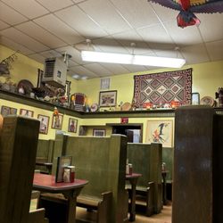Parrot Confectionery Store - Dining area