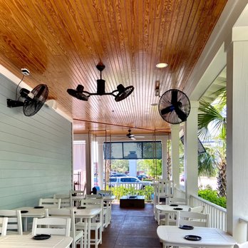 Hook & Barrel - Seafood Near Me - Myrtle Beach, South Carolina