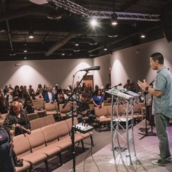 Calvary Chapel Santa Fe Springs - Pastor Ray praying over all the mothers on mothers day.