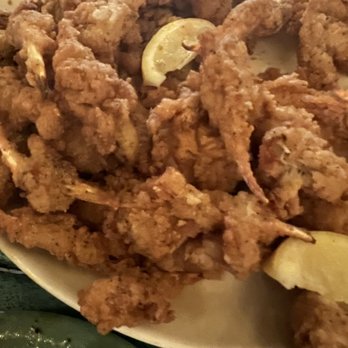LuLu's Destin - Shrimp, Oysters, Fish and Crab Claws - Seafood Near Me - Destin, Florida