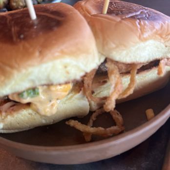 Palette 22 - P22 CHEESEBURGER SLIDERS - Bars Near Me - Arlington, Virginia Palette 22 - P22 CHEESEBURGER SLIDERS - Bars Near Me - Arlington, Virginia