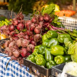 Charleston Farmers Market - Fresh Produce in Marion Square
Photo Credit: Paul Cheney