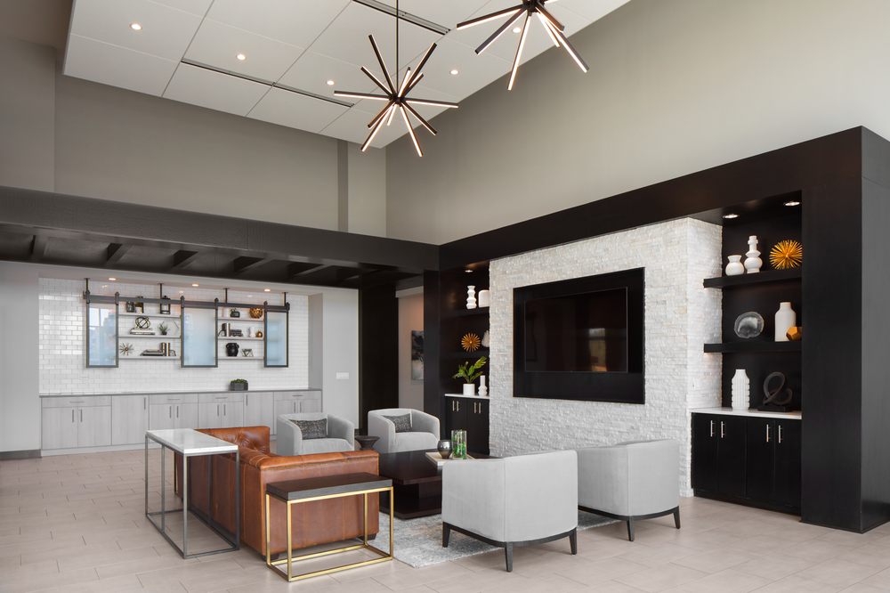 SEASONS AT ROMEOVILLE Updated September 2024 31 Photos 501 S