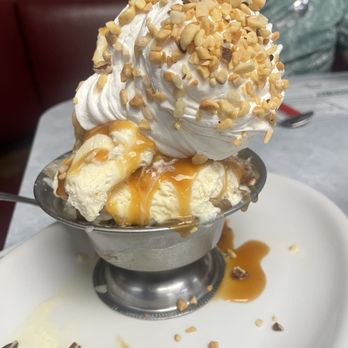Tony's Restaurant-Shields - Caramel Sunday - Restaurants Near Me - Saginaw, Michigan Tony's Restaurant-Shields - Caramel Sunday - Restaurants Near Me - Saginaw, Michigan