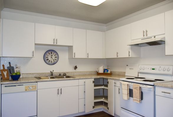 La Pacifica Apartments by null