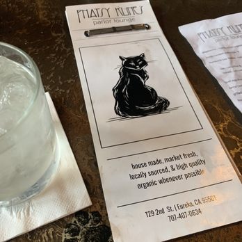 Phatsy Kline's Parlor Lounge - Cocktail Bars Near Me - Eureka, California