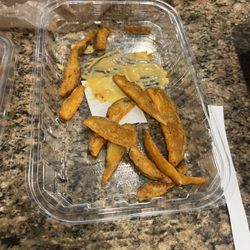 Fry's Food Stores of Arizona - Disgusting stale potatoes wedges the girl claimed was fresh!