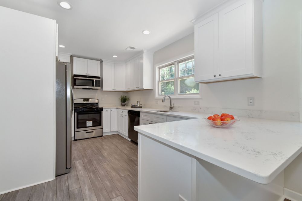 DIRECT STONE SURFACES Updated June 2024 32 Photos 4528 Stonegate