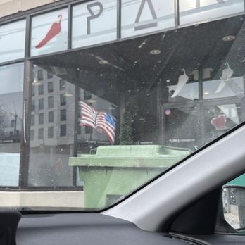 Panka Peruvian Bistro - the garbage bin that they washed and dumped the filthy trash water into the kitchen sink with all the dishes instead of bringing it back out - Latin American Near Me - Port Chester, New York
