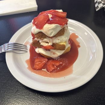 The Corner Kitchen - Strawberry Shortcake - Burgers Near Me - Concord, California