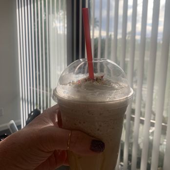 Elmisa Cafe - Caramel Frappuccino - Coffee & Tea Near Me - Escondido, California