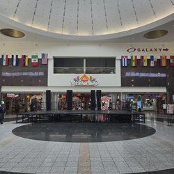 The Boulevard - Mercado @ boulevard mall