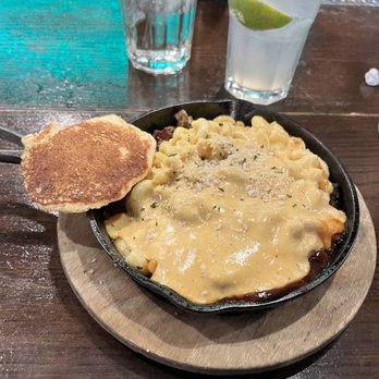 Puckett's Restaurant - Piggy Mac - Southern Near Me - Chattanooga, Tennessee Puckett's Restaurant - Piggy Mac - Southern Near Me - Chattanooga, Tennessee